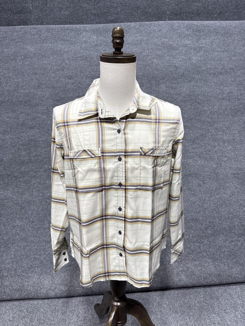 Ascend Shirt Mens Large Beige Plaid Long Sleeve Button-Up Lightweight Top